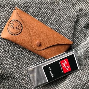 New Ray Bans case with accessories